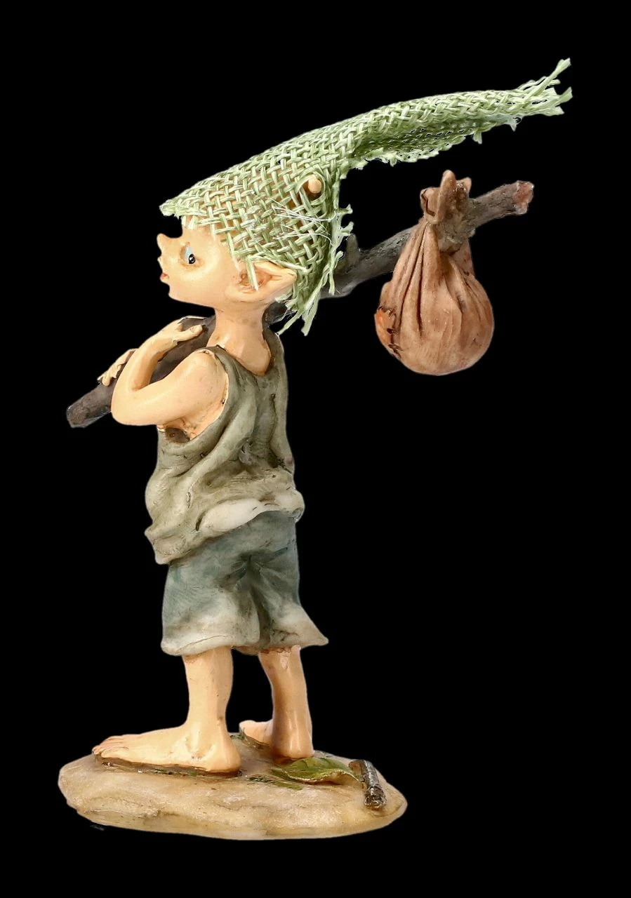 Pixie Kobold Figur Auf Wanderschaft – Bild 2