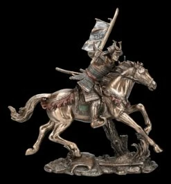Samurai Figur - Reitender Krieger Mit Schwert