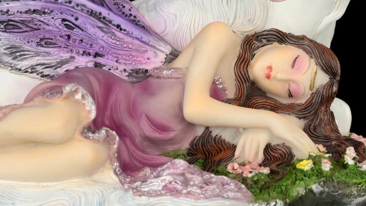 Elfen Figur - Euone Schläft Bei Einhorn – Bild 10