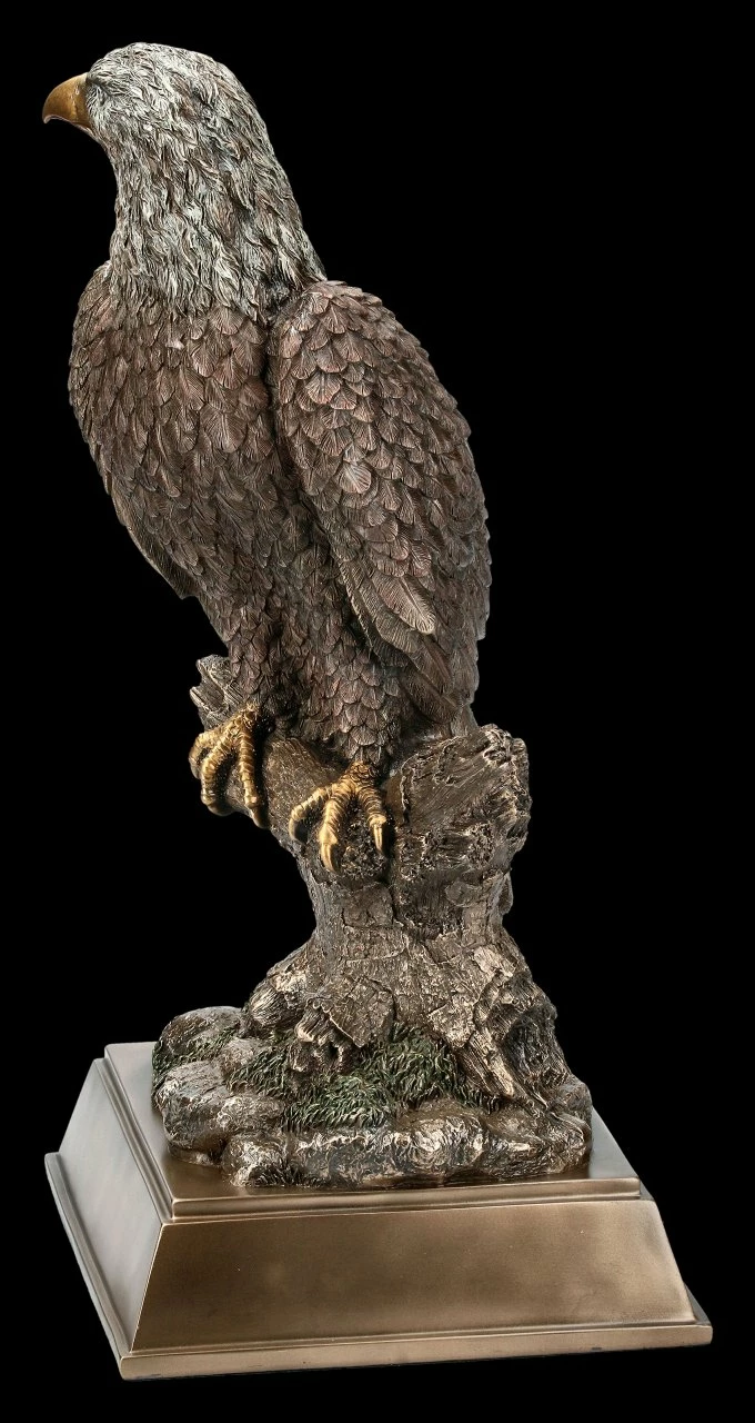 Weißkopfseeadler Figur Auf Sockel – Bild 2